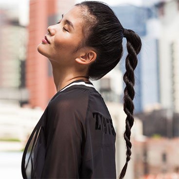 twisted ponytail hairstyle
